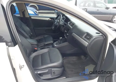 2013 Volkswagen Jetta 2.5L Se from USA, damaged, VIN 3VWDX7AJ3DM399984